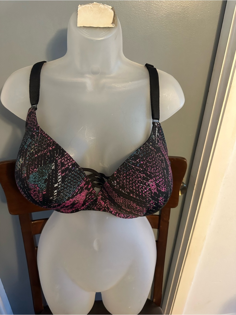 torrid Black Bra with Pink & Teal Abstract Print